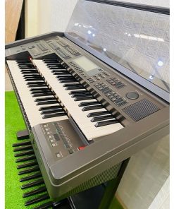 đàn piano nhà thờ