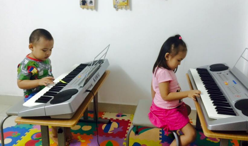 Dạy piano cho trẻ em tại biên hòa